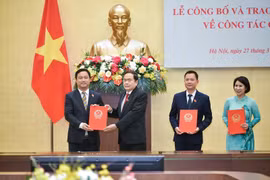 Công bố Nghị quyết của Ủy ban Thường vụ Quốc hội về công tác cán bộ