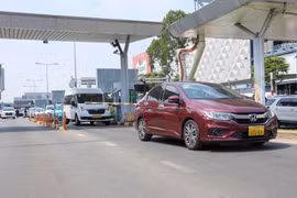 Thêm nhiều sân bay triển khai thu phí không dừng ô tô ra vào