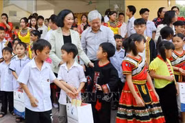 Thường trực Ban Bí thư Trương Thị Mai thăm, làm việc tại tỉnh Điện Biên
