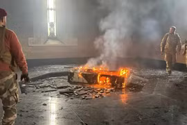 Phe đối lập ở Syria đốt lăng mộ cố Tổng thống Hafez al-Assad