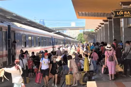 Đường sắt mở bán vé tàu tháng tuyến Hà Nội - Hải Phòng phục vụ hành khách