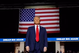 Ông Donald Trump sẽ làm gì để thay đổi nước Mỹ chỉ vài giờ sau khi nhậm chức?