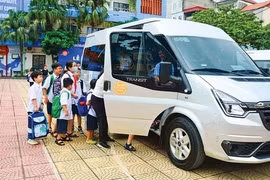 Xe ô tô kinh doanh đưa đón trẻ em mầm non, học sinh bắt buộc phải sơn màu vàng đậm từ ngày 1/1/2025