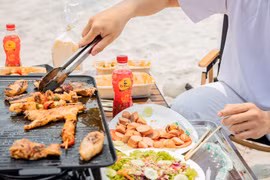 Nóng trong người khi liên tục tiệc tùng cuối năm