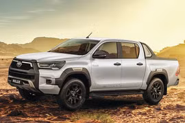 Cận cảnh Toyota Hilux phiên bản mới ra mắt tại Việt Nam