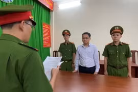 Khởi tố, bắt tạm giam Phó Cục Trưởng Cục Đăng kiểm Việt Nam