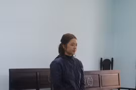 Nợ nần chồng chất, nhân viên ngân hàng đi lừa đảo