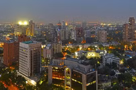 Các ngân hàng Ấn Độ lo sợ bị Mỹ trừng phạt vì làm việc với Nga