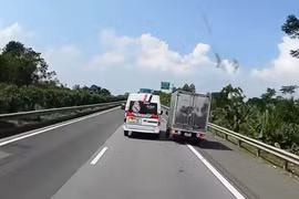 Khởi tố lái xe khách chèn ép xe tải trên cao tốc Nội Bài - Lào Cai