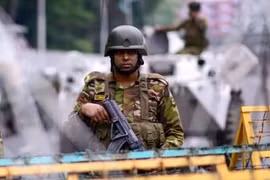 Bangladesh: Những kẻ tấn công đốt cháy trụ sở đảng ủng hộ cựu Thủ tướng Hasina