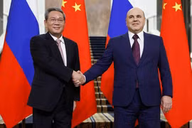 Thủ tướng Trung Quốc Lý Cường đến thăm Nga nhằm thúc đẩy mối quan hệ giữa hai nước