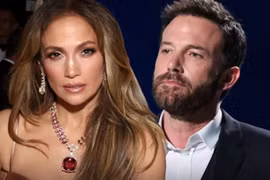 Jennifer Lopez chính thức ly hôn chồng trẻ sau 2 năm chung sống