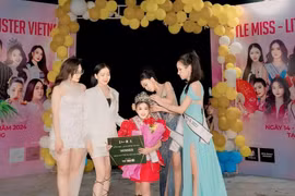 Phan Thị Minh Châu đại diện mẫu nhí Việt Nam đi thi Quốc tế tại Campuchia