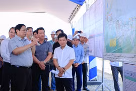 Thủ tướng Phạm Minh Chính kiểm tra, đốc thúc một số dự án thành phần cao tốc Bắc - Nam