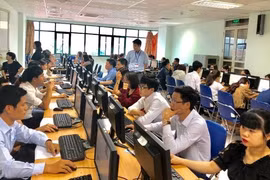 TP.HCM đề xuất chi hàng chục tỉ đồng để bồi dưỡng cán bộ, công chức
