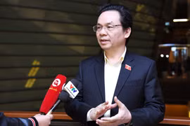 Bộ trưởng Bộ Thông tin và Truyền thông trả lời chất vấn ngắn gọn, làm rõ căn cơ của vấn đề