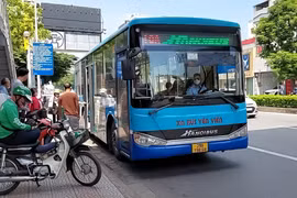 Hà Nội dừng hoạt động 5 tuyến buýt kể từ ngày 1/4