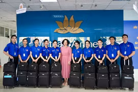Vietnam Airlines tổ chức chuyến bay Đoàn Thanh niên nhân dịp 93 năm thành lập