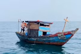 Đã tìm thấy thi thể người vợ sau 10 ngày mất tích trên biển Hà Tĩnh