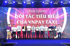 Lần đầu tiên hơn 200 hãng taxi, đơn vị nền tảng hội tụ tại sự kiện đối tác toàn quốc của VNPAY Taxi