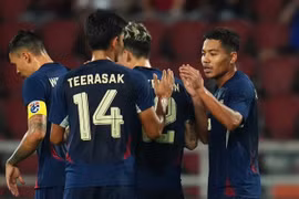AFF Cup 2024: Thái Lan toàn thắng, Singapore quả cảm vào bán kết