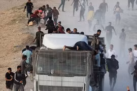 Liên hợp quốc: Chỉ có 906 xe tải viện trợ tới Gaza kể từ khi Israel tấn công Rafah