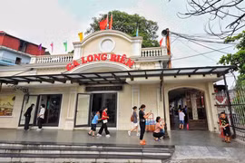 Thêm tàu khách phục vụ người dân đi lại nghỉ lễ 30/4 - 1/5