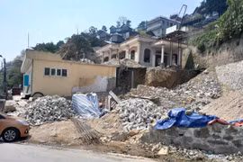 Thi công cẩu thả tại dự án mở rộng khuôn viên Nhà văn hoá thôn 2 thị trấn Tam Đảo