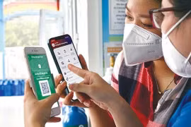 Hà Nội thí điểm Sổ sức khỏe điện tử tích hợp trên VNeID
