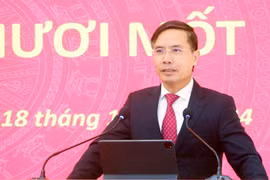Chuyển sinh hoạt Đoàn đại biểu Quốc hội đối với Chủ tịch UBND tỉnh Quảng Ninh