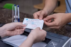 Thay thế thẻ BHYT giấy bằng căn cước công dân, VNeID, VssID khi đi khám chữa bệnh