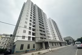 Hàng chục ngàn căn hộ tái định cư bị bỏ hoang ở TP. HCM và Hà Nội