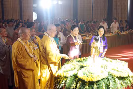Đại lễ Phật đản năm 2024 tại Hà Nam: Ra sức làm các thiện sự, tích cực góp phần xây dựng đất nước