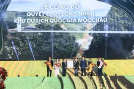 Công bố quyết định công nhận Khu du lịch quốc gia Mộc Châu