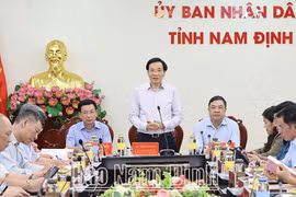 Đoàn công tác của Văn phòng Chính phủ và các bộ, ngành làm việc tại Nam Định