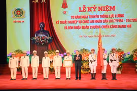 Chủ tịch nước Tô Lâm dự Lễ kỷ niệm 70 năm Ngày truyền thống lực lượng Kỹ thuật nghiệp vụ Công an nhân dân
