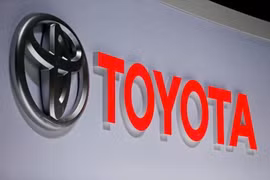 Nhật Bản lần đầu tiên yêu cầu Toyota khắc phục sai phạm liên quan đến bê bối gian lận an toàn xe
