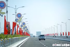 Bàn giao cầu Vĩnh Tuy 2 cho Sở Giao thông vận tải Hà Nội quản lý