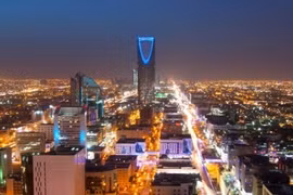Saudi Aramco tăng tất cả giá dầu ở châu Á