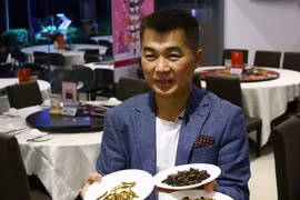 Thiều nguồn protein, món ăn từ côn trùng thu hút thực khách ở Singapore