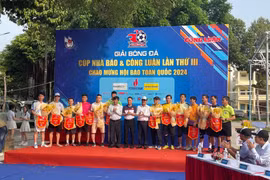 Tưng bừng khai mạc Giải bóng đá Cúp Nhà báo & Công luận lần thứ III năm 2024
