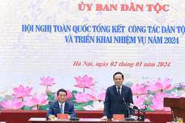 Tuyên truyền để bà con dân tộc thiểu số đồng hành cùng chính quyền, bớt nghe kẻ xấu, vươn lên trong cuộc sống