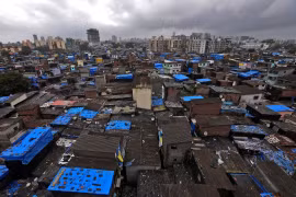 Tỷ phú Adani thuê nhân sự toàn cầu để đại tu khu ổ chuột ở Mumbai