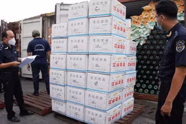 Bộ Tài chính: Có hiện tượng doanh nghiệp dùng hóa đơn để hợp thức hóa cho hàng hóa trôi nổi, hàng lậu