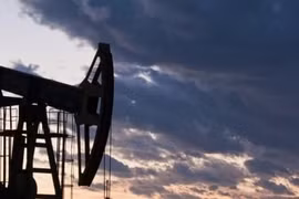 Tổng giám đốc điều hành Gazprom Neft tuyên bố giá dầu sẽ sớm ổn định