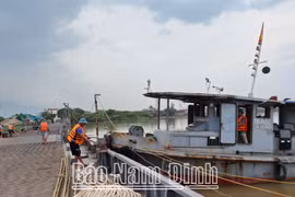Nam Định: Tạm dừng hoạt động cầu phao Ninh Cường kể từ 14 giờ ngày 6/9