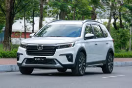 Honda BR-V giảm giá không "phanh", rẻ ngang Mitsubishi Xpander