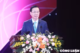 Chủ tịch nước đề nghị có chính sách để các nghệ sĩ có thể sống được bằng nghề