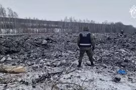 Nga nói Ukraine đã được cảnh báo 15 phút trước vụ máy bay chở tù binh bị bắn rơi
