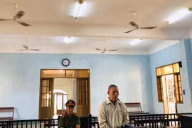 Gia Lai: Mâu thuẫn trong lúc ăn cơm, người đàn ông tưới xăng, châm lửa đốt "vợ hờ"